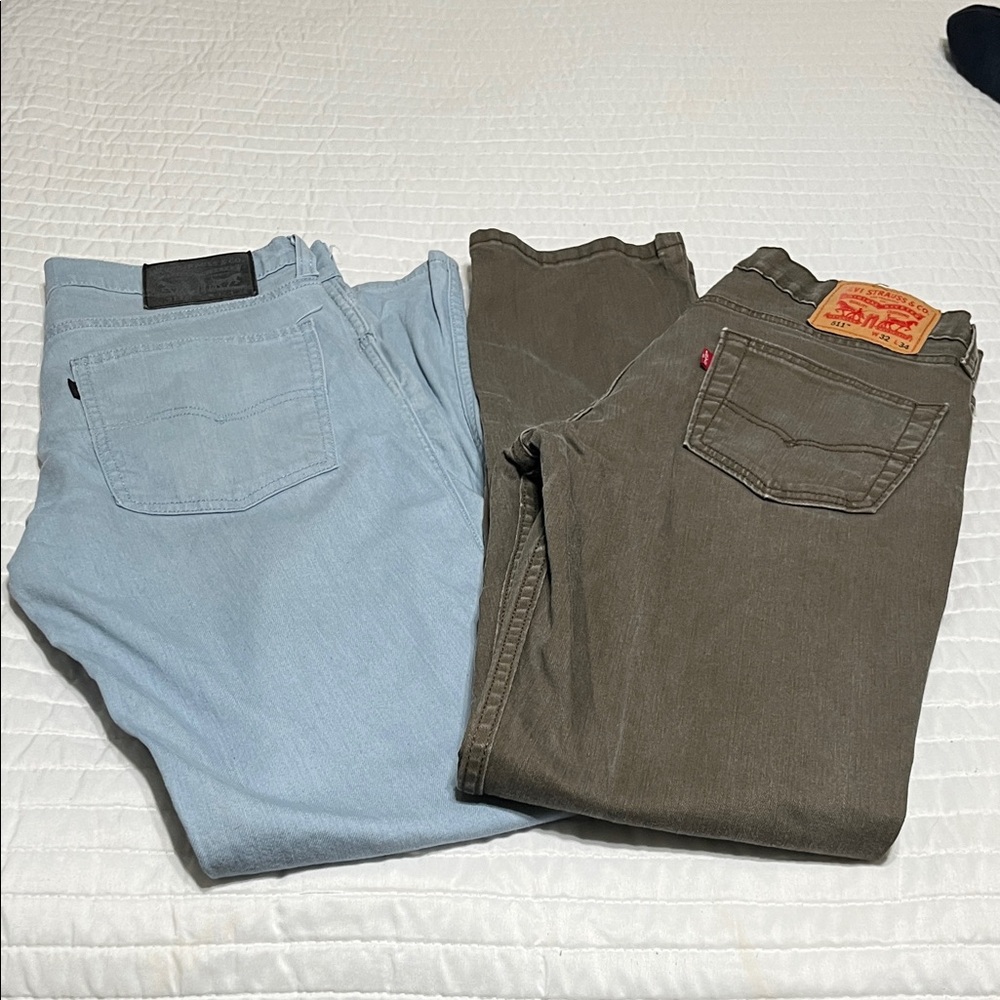 🌾Levi's Light Blue and Dark Brown Jeans (2 pairs)